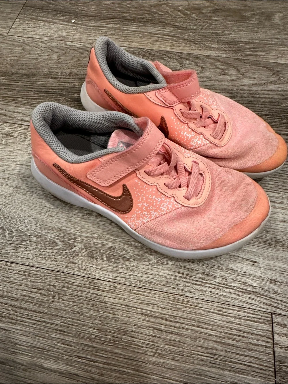 Nike Kids Coral Pink Velcro Sneakers with Rose Gold Swoosh